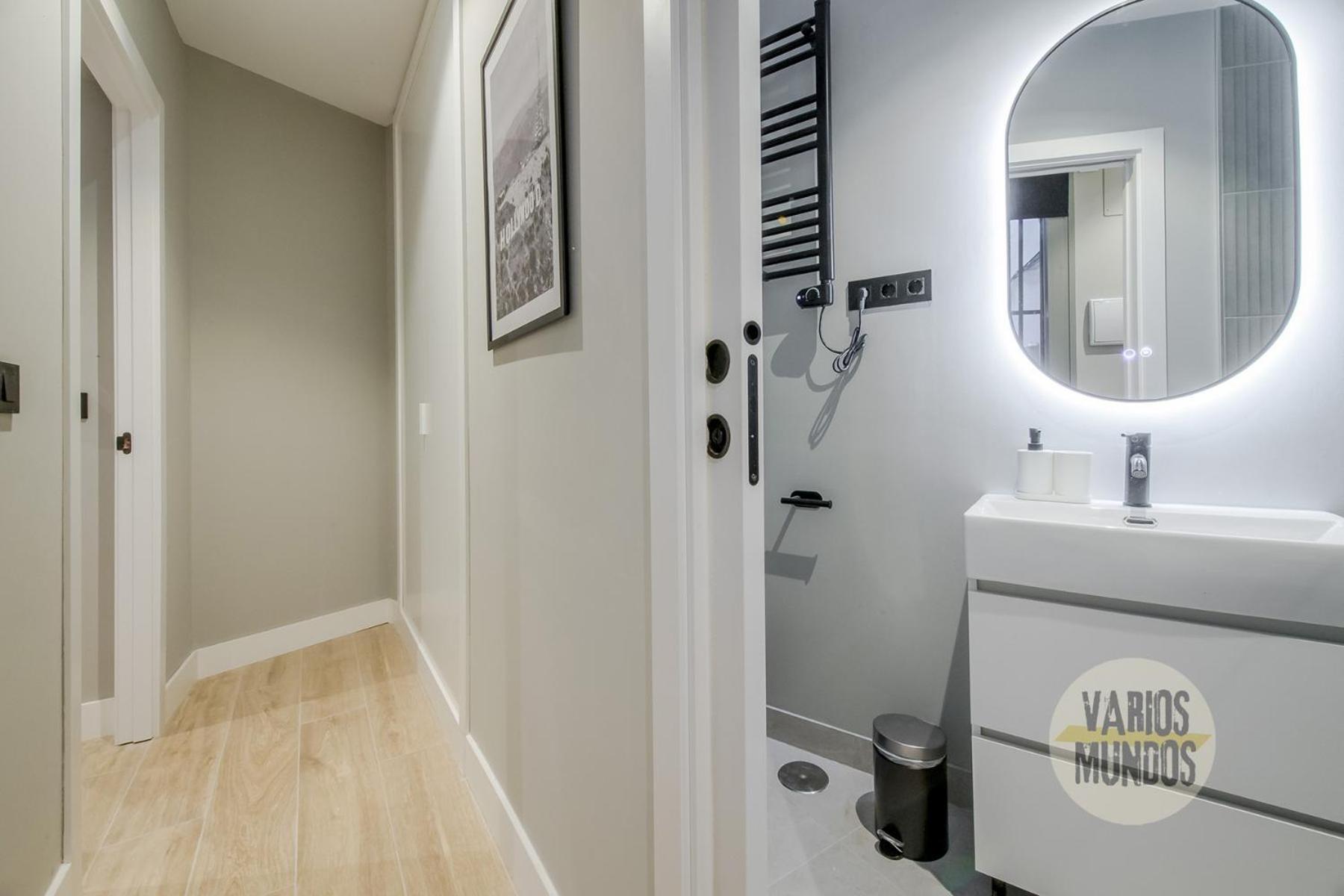 Urban And Central Apt 5Pax En Calle Silva-Gran Via E2 马德里 外观 照片